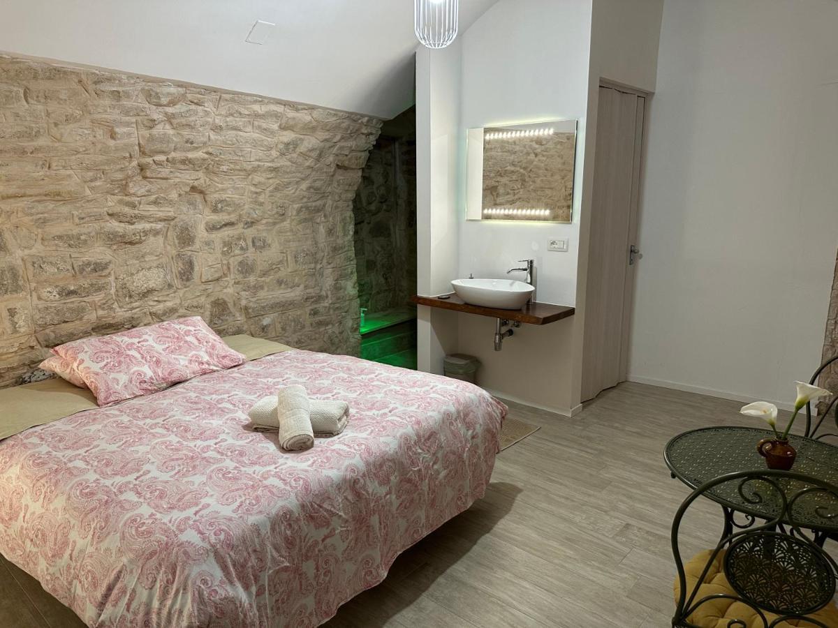 Giovinazzo Suite Pavone Griffi Eksteriør bilde